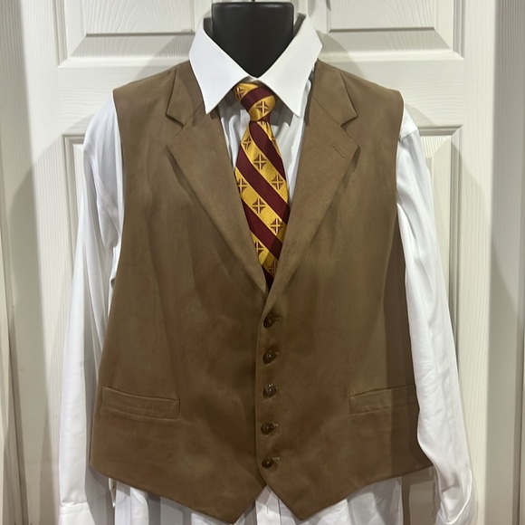 Irvine Park Men Faux Tan Suede Vest 46Regular - Picture 3 of 4
